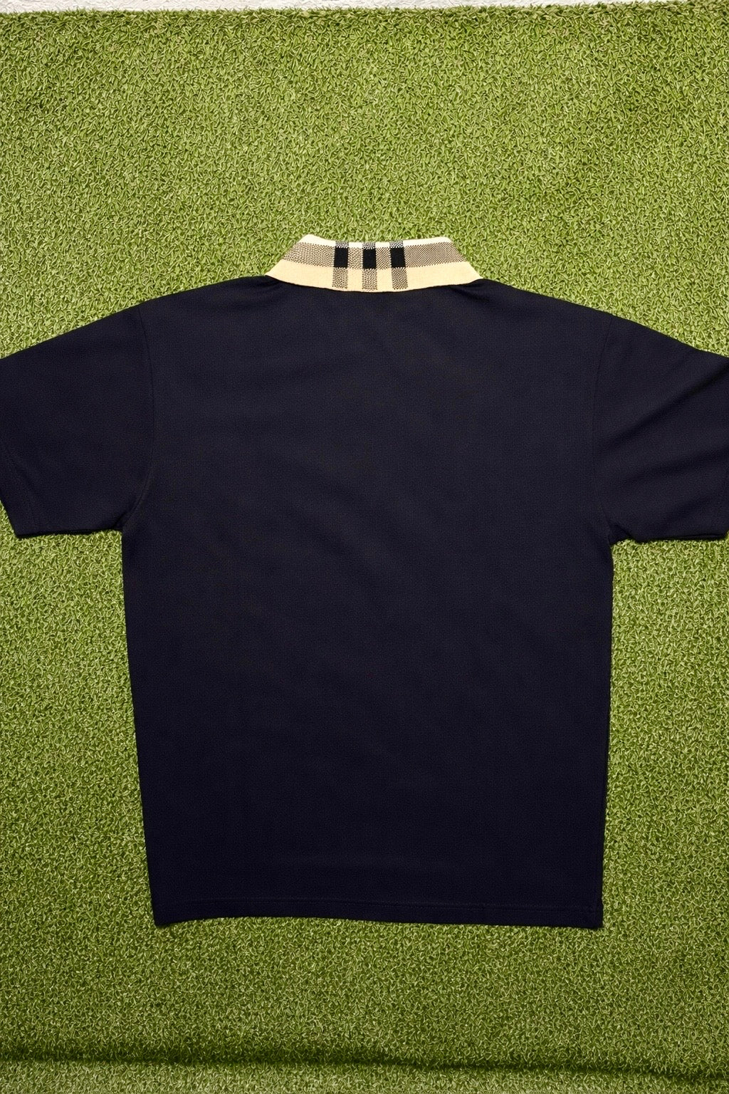 𝐁𝐥𝐮𝐞𝐛𝐞𝐫𝐫𝐲 𝐂𝐨𝐥𝐥𝐚𝐫 𝐒𝐡𝐢𝐫𝐭